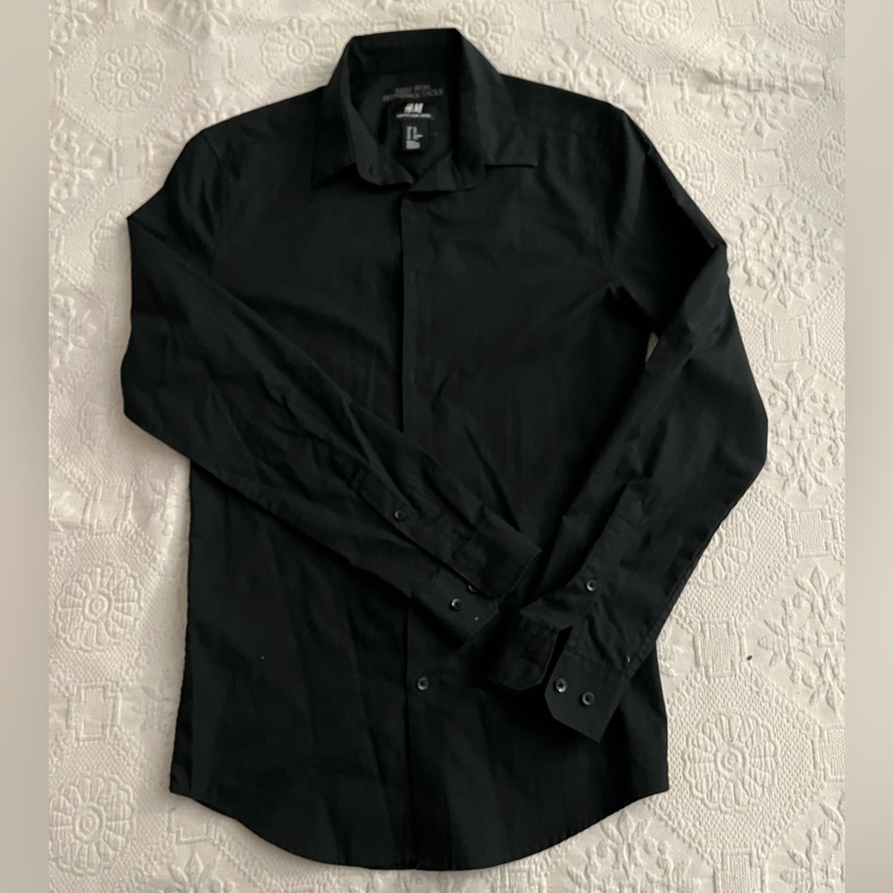 Men’s dress shirt